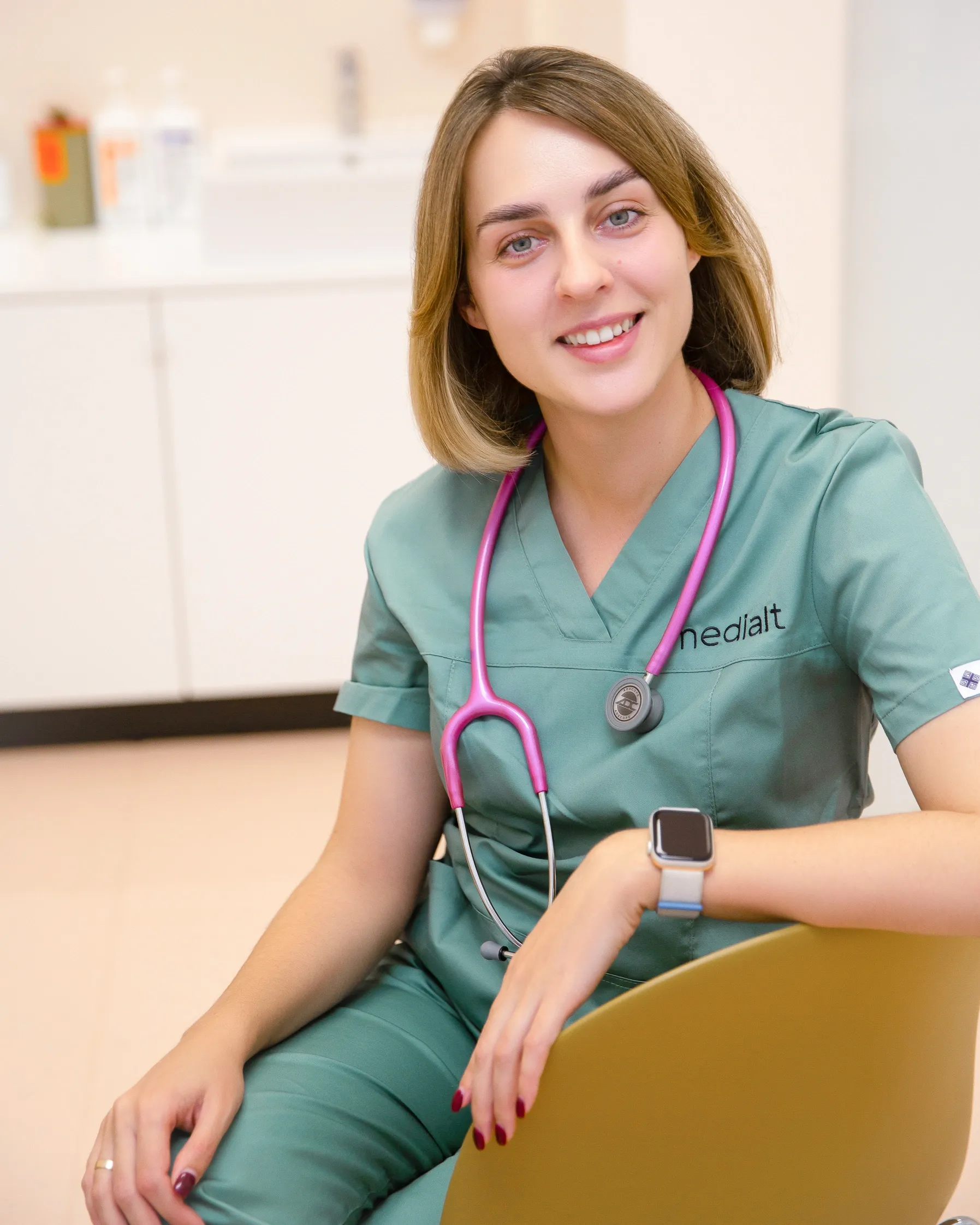 Ковальова Олена